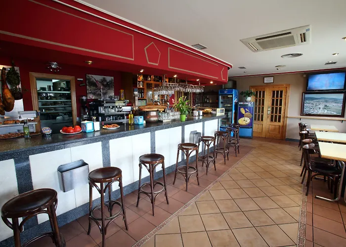 ホテル Restaurante El Pentagono Muñana