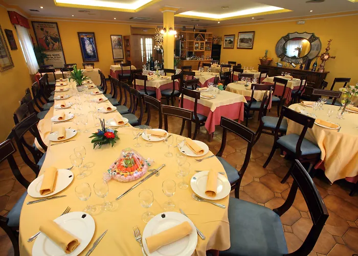 Restaurante El Pentagono 2* Muñana